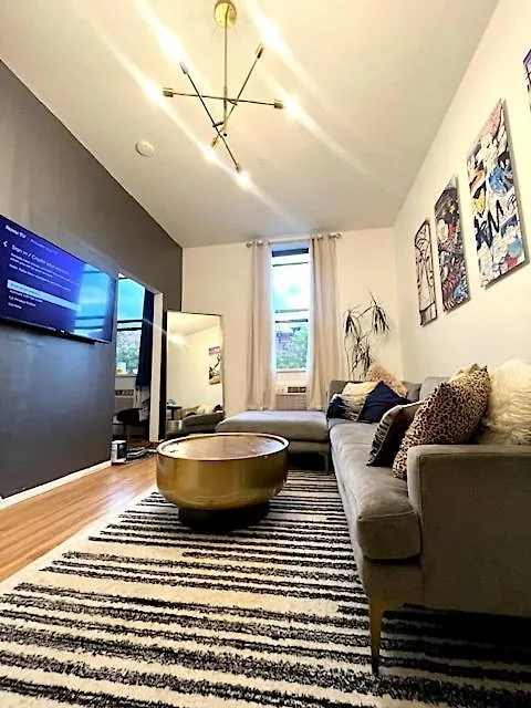 Apartment Les Is More Stunning Views New York