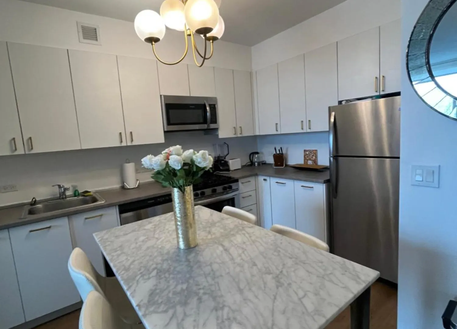 Apartment Les Is More Stunning Views New York United States